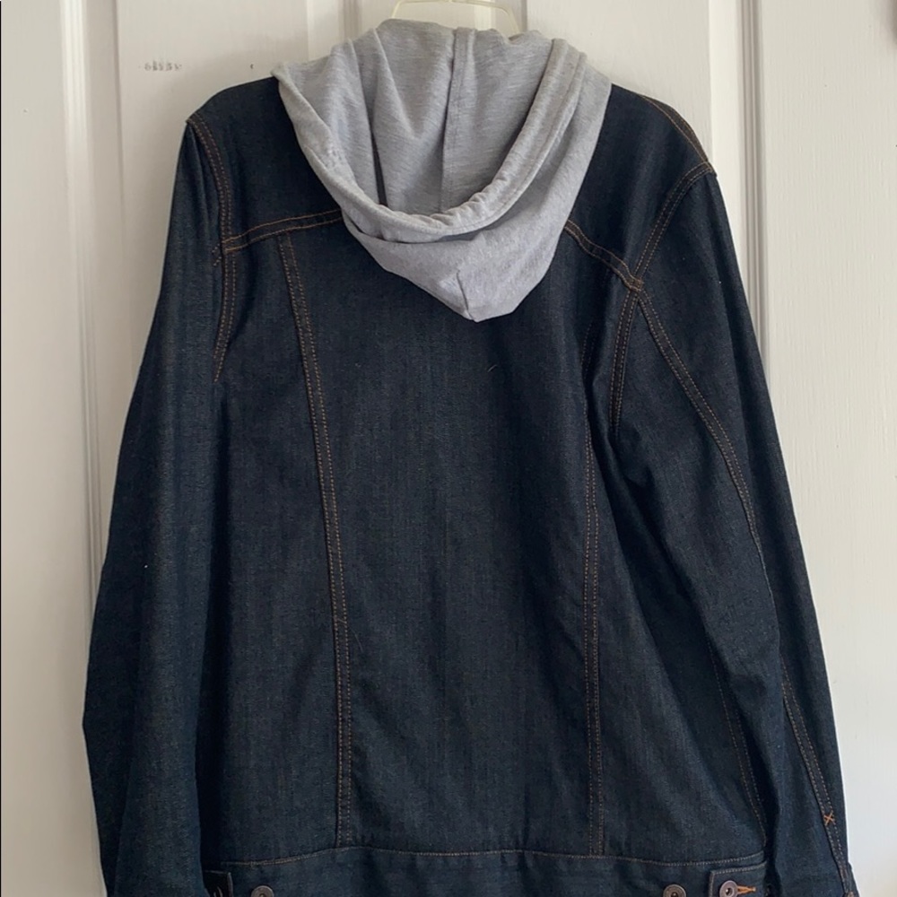 Active Denim Jacket - Picture 4 of 4